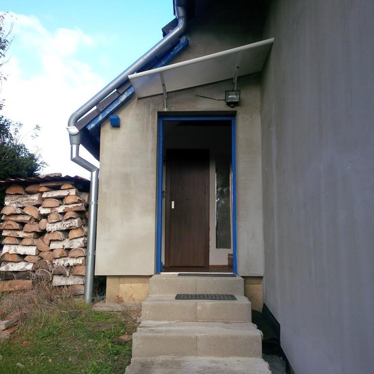 Msecke Zehrovice Chata U Rybnika מראה חיצוני תמונה